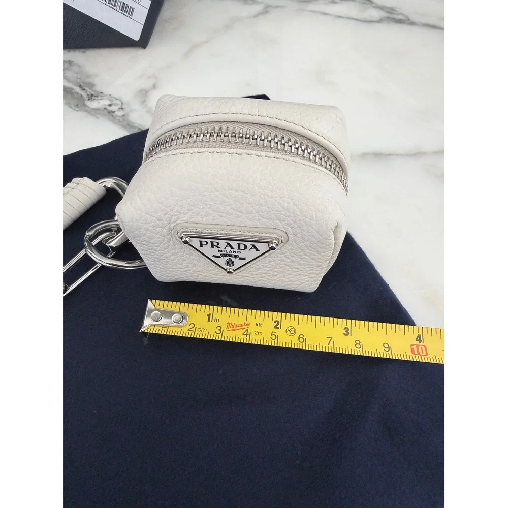 Prada 2TL547 Vitello Daino Leather Pouch Keychain Talco White‎ Carabiner Clip
